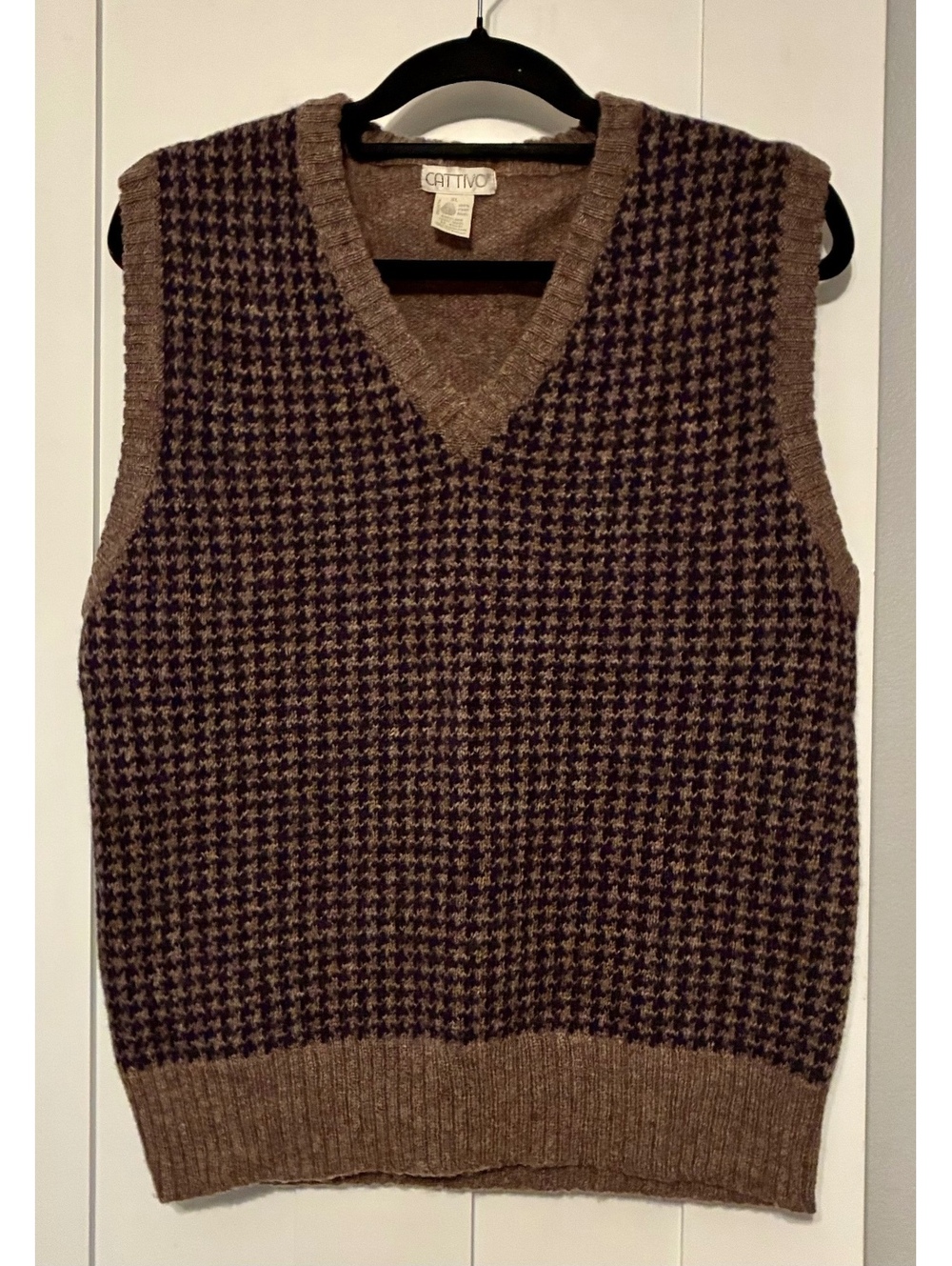 Cattivo Vintage 100% Shetland Wool Houndstooth V-Neck Sweater Vest XL